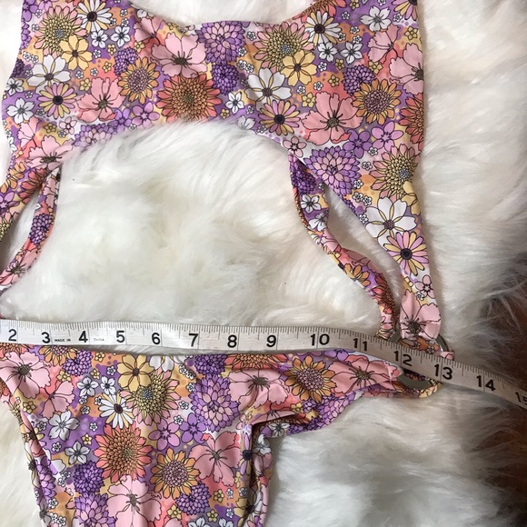 Chloe Rose sexiest floral Sun Chaser monokini - Picture 15 of 16